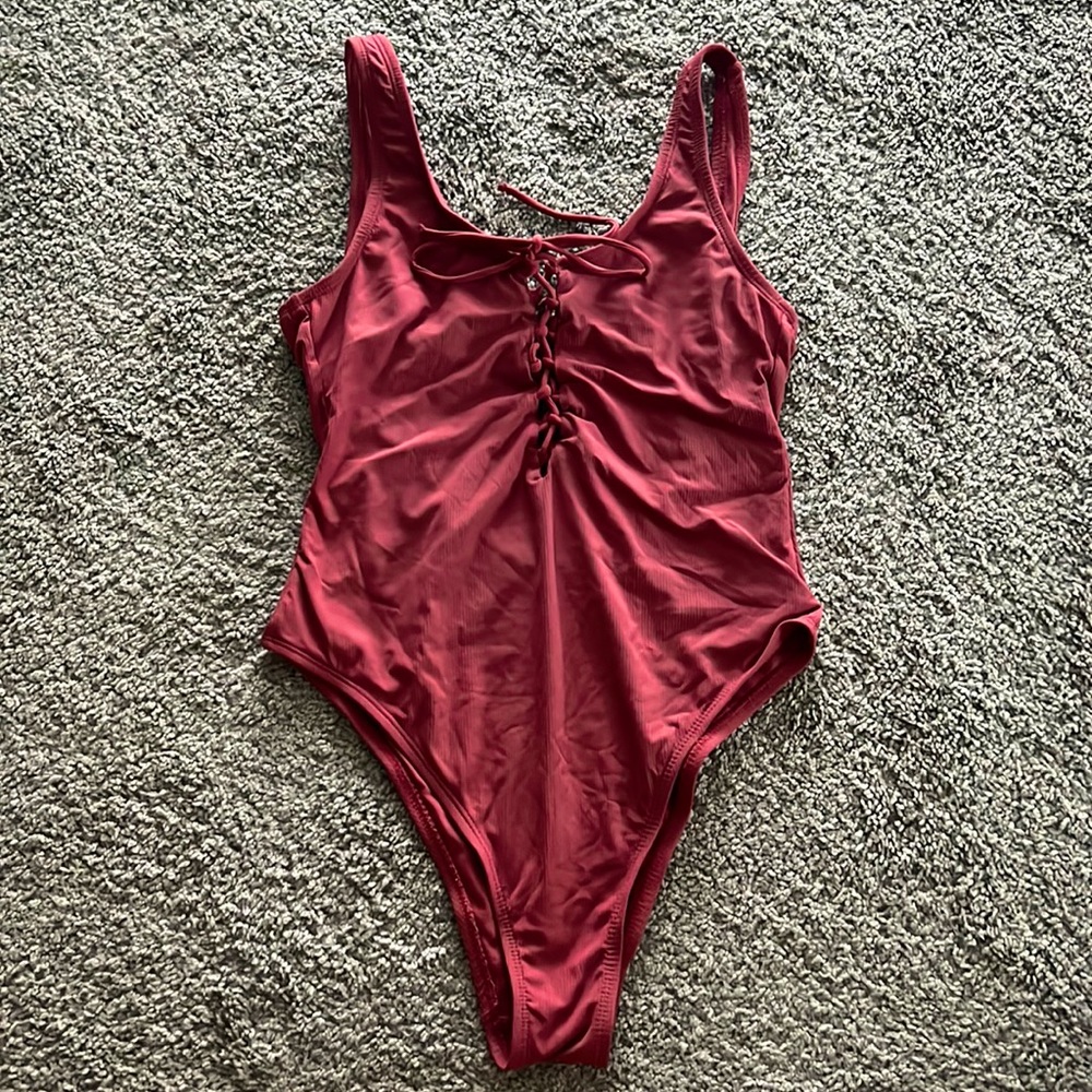 ONE PIECE BATHING SUIT (MAUVE)